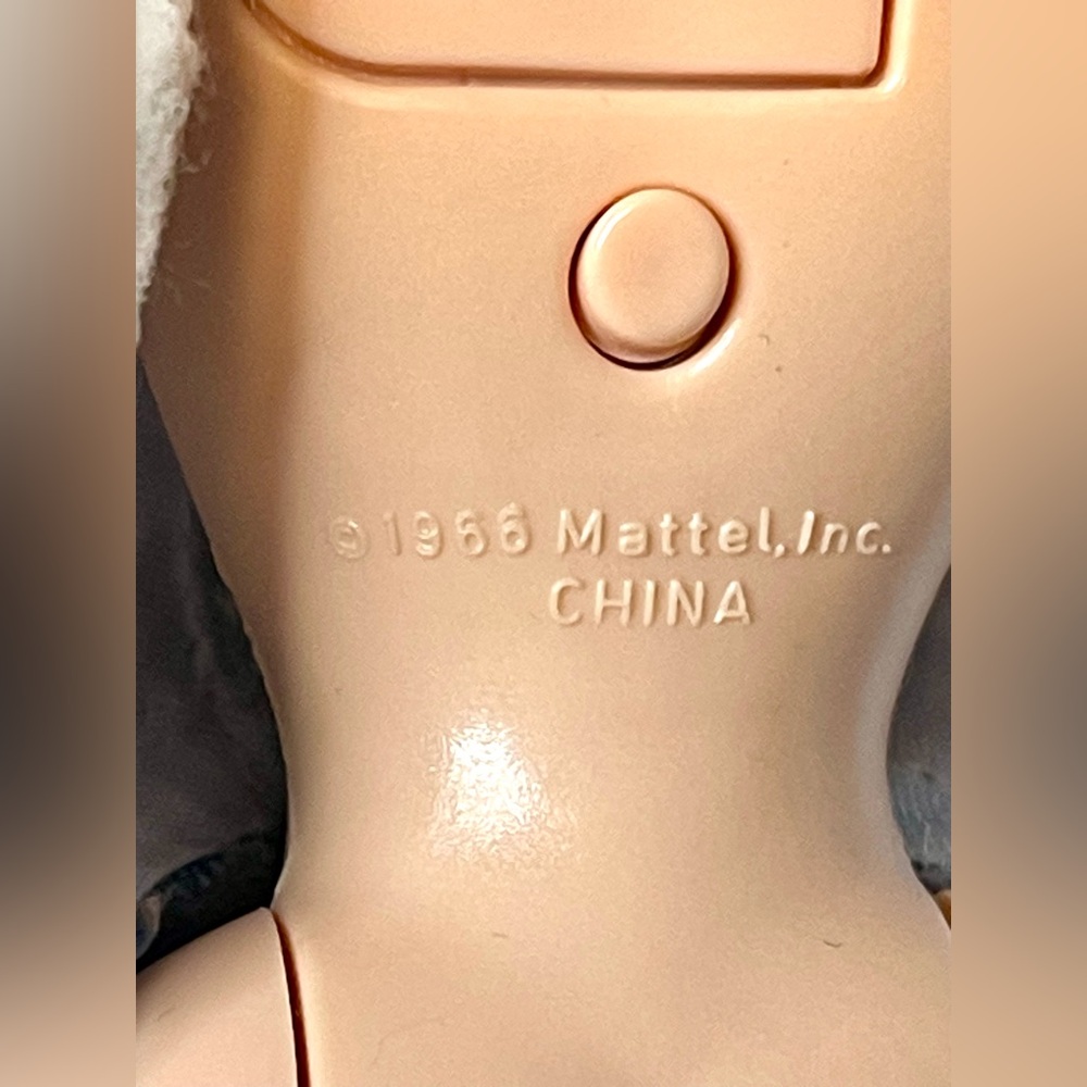 Vintage Talking Dorothy from Wizard of Oz Barbie doll light up ruby slippers - Picture 5 of 5